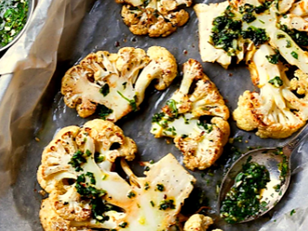 Coliflor asada con Chimichurri tradicional
